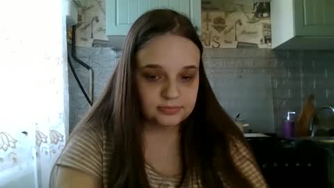 emma_emmochka online show from April 28, 2026, 11:59 am