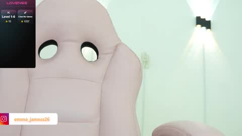 emma_jamess online show from March 19, 2026, 3:21 am