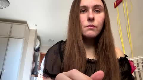 emma_just online show from February 6, 2025, 11:10 am