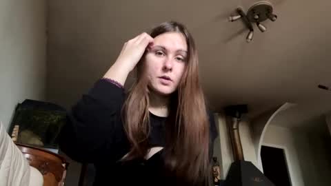 emma_just online show from February 9, 2025, 8:22 am