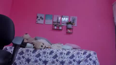 Snapshot of emma_lean chatting on January 16, 2025, 12:20 pm whises lits online show from January 16, 2025, 12:20 pm