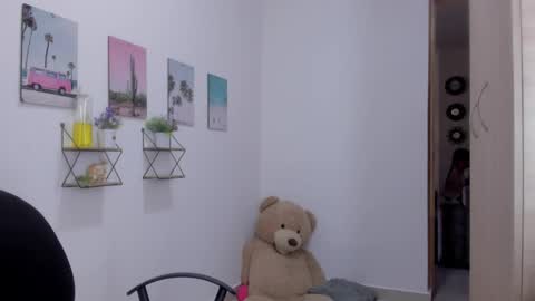 whises lits        online show from February 11, 2026, 1:49 pm