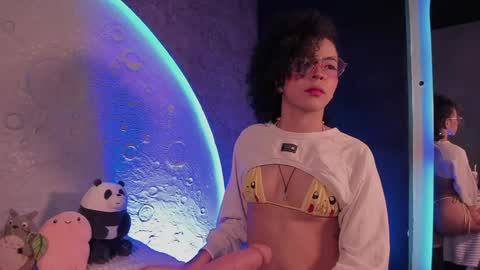     online show from January 31, 2025, 10:10 am