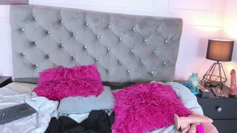 Emma online show from January 18, 2025, 5:37 pm