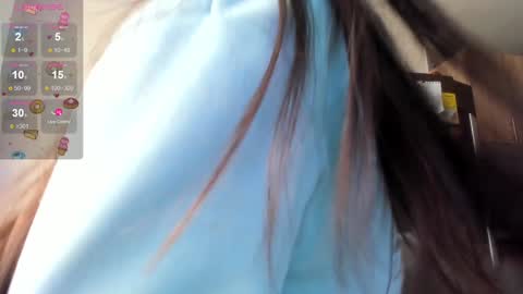 Snapshot of emma_sandovaal chatting on December 22, 2024, 7:10 pm Emma online show from December 22, 2024, 7:10 pm