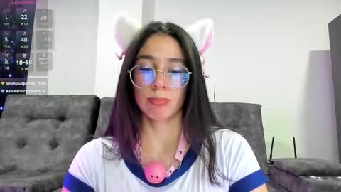 Emma online show from December 16, 2025, 3:22 am