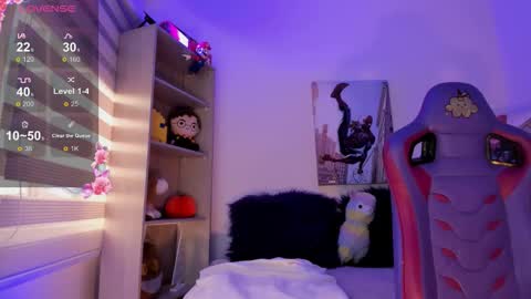 EMMA  online show from November 15, 2025, 12:13 pm