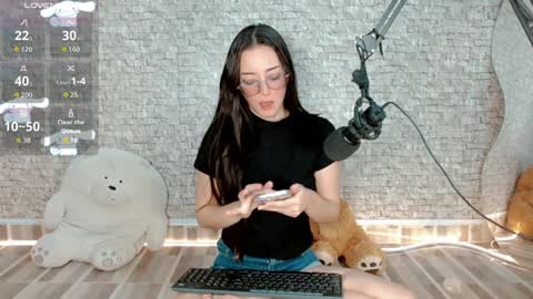 Emma  online show from April 8, 2026, 3:06 am