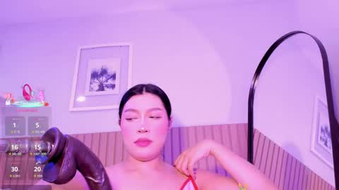 Snapshot of emma_walton_ chatting on April 30, 2026, 7:42 pm online show from April 30, 2026, 7:42 pm