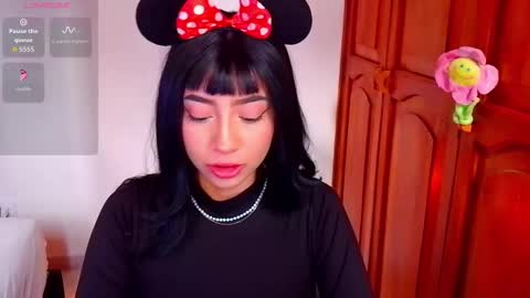 Snapshot of emma_web_ chatting on November 11, 2025, 3:23 pm Emma web online show from November 11, 2025, 3:23 pm