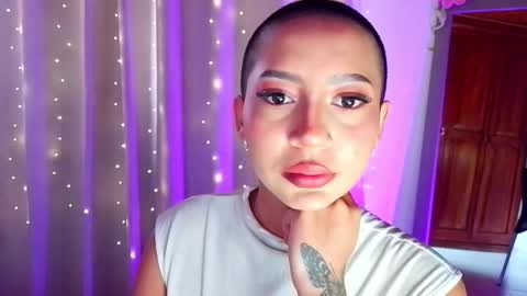 Snapshot of emma_web_ chatting on January 31, 2026, 7:11 pm Emma web online show from January 31, 2026, 7:11 pm