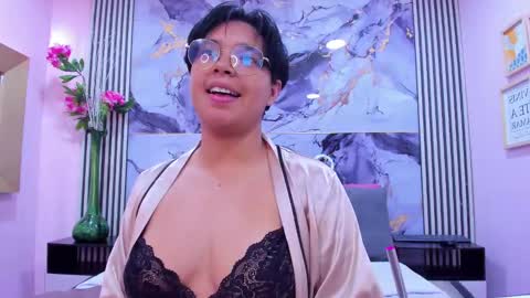 Snapshot of emmaa_lex chatting on September 26, 2025, 2:59 am Emma online show from September 26, 2025, 2:59 am