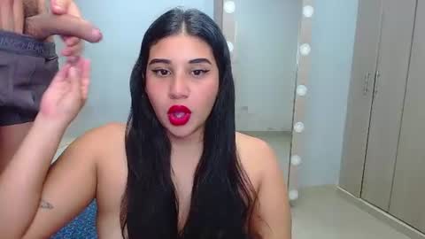 emmaandpablo_mask11 online show from July 14, 2026, 7:35 am
