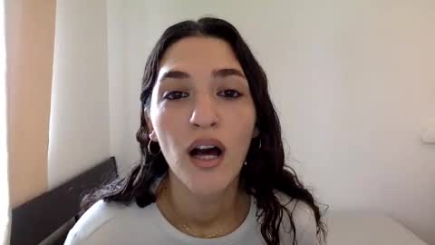 Emma online show from January 7, 2025, 5:31 pm