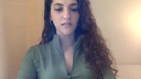 Emma online show from January 31, 2025, 7:40 pm