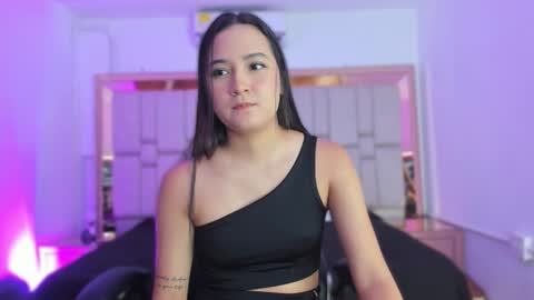 Emma online show from November 7, 2025, 11:21 am