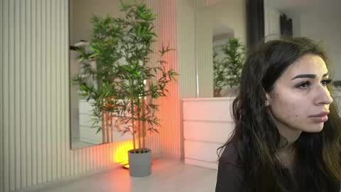 emmablanco online show from March 24, 2026, 6:07 am