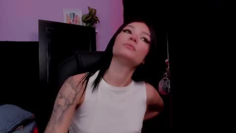 Emma  online show from February 4, 2026, 7:47 am