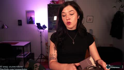 emmachoice online show from December 5, 2025, 8:49 pm