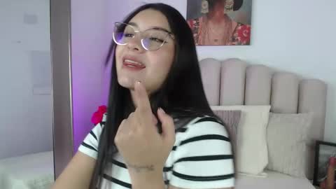 emmacute_x online show from October 7, 2025, 1:52 pm