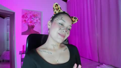 emmacute_x online show from October 31, 2025, 2:18 pm