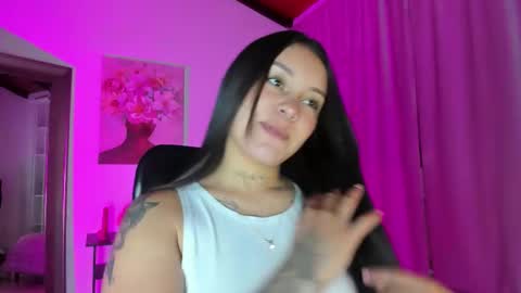 emmacute_x online show from November 1, 2025, 1:35 pm