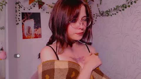 Emma online show from October 4, 2025, 9:40 am