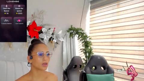  Emma Ferrary  online show from December 18, 2025, 7:09 pm