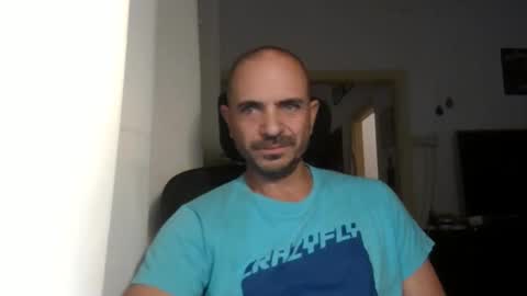 Ariel online show from November 15, 2025, 6:55 am