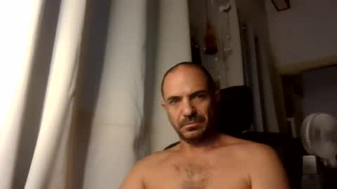 Snapshot of emmagold123 chatting on July 15, 2026, 3:01 am Ariel online show from July 15, 2026, 3:01 am