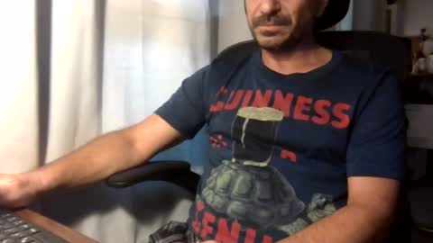 Snapshot of emmagold123 chatting on July 29, 2026, 4:32 am Ariel online show from July 29, 2026, 4:32 am