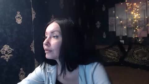 Snapshot of emmagoldx chatting on March 1, 2026, 12:18 pm EmmaGoldX online show from March 1, 2026, 12:18 pm