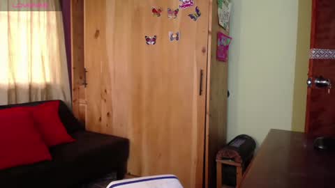 Snapshot of emmahenderson chatting on January 4, 2025, 1:31 pm Andrea online show from January 4, 2025, 1:31 pm