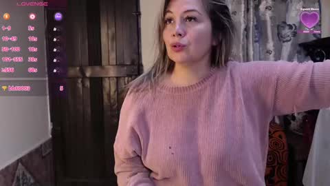 Snapshot of emmahenderson chatting on February 21, 2025, 10:26 pm Andrea online show from February 21, 2025, 10:26 pm