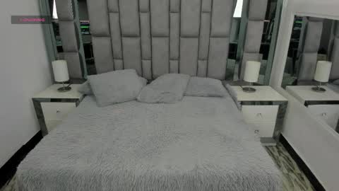 EMMA HILL online show from April 10, 2026, 11:04 am