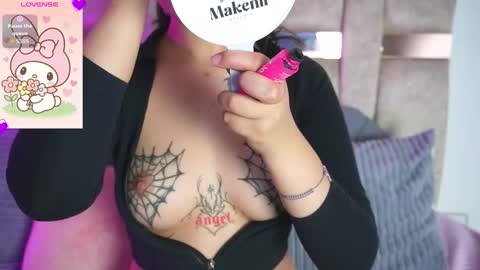 emmajohanson online show from December 1, 2025, 7:08 pm