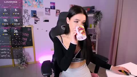 Emma online show from January 22, 2025, 4:33 pm