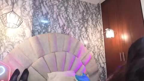 Snapshot of emmamiller__ chatting on February 18, 2026, 10:55 am online show from February 18, 2026, 10:55 am