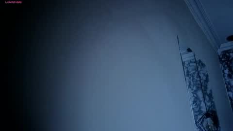 Snapshot of emmamiller__ chatting on May 17, 2026, 10:55 am online show from May 17, 2026, 10:55 am