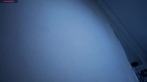 Snapshot of emmamiller__ chatting on May 19, 2026, 11:05 am online show from May 19, 2026, 11:05 am