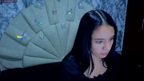 Snapshot of emmamiller__ chatting on May 24, 2026, 11:37 am online show from May 24, 2026, 11:37 am