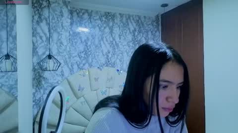 Snapshot of emmamiller__ chatting on May 29, 2026, 10:57 am online show from May 29, 2026, 10:57 am
