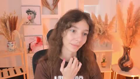 emmanuellbrown online show from September 28, 2025, 4:18 am