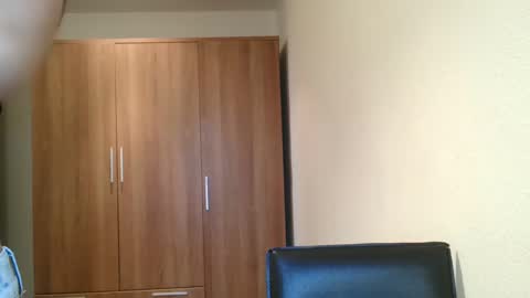 emmie online show from December 5, 2024, 8:11 am