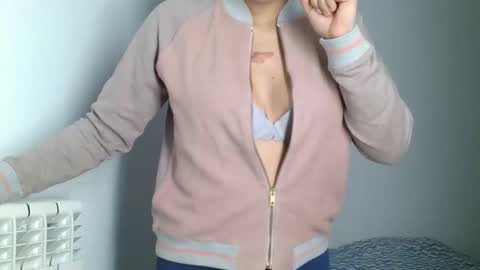 emmie online show from December 16, 2024, 10:50 am