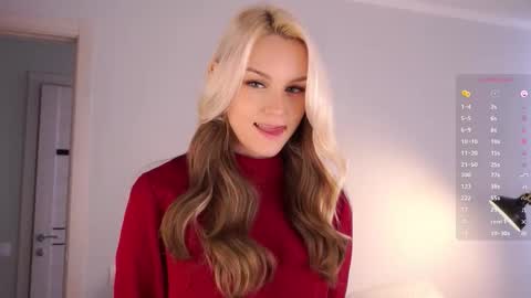 Snapshot of emmiemurray chatting on September 13, 2025, 6:24 am Aurora online show from September 13, 2025, 6:24 am