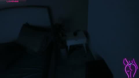 Snapshot of emmiily_z chatting on July 26, 2026, 8:21 am Emmiily online show from July 26, 2026, 8:21 am