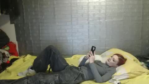 Emmily000 online show from March 12, 2025, 2:30 am