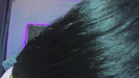 Emmily Santibaez online show from December 9, 2024, 7:50 pm