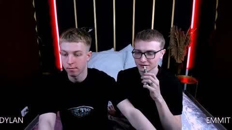 Snapshot of emmit_barker chatting on March 29, 2026, 8:42 pm Emmit online show from March 29, 2026, 8:42 pm